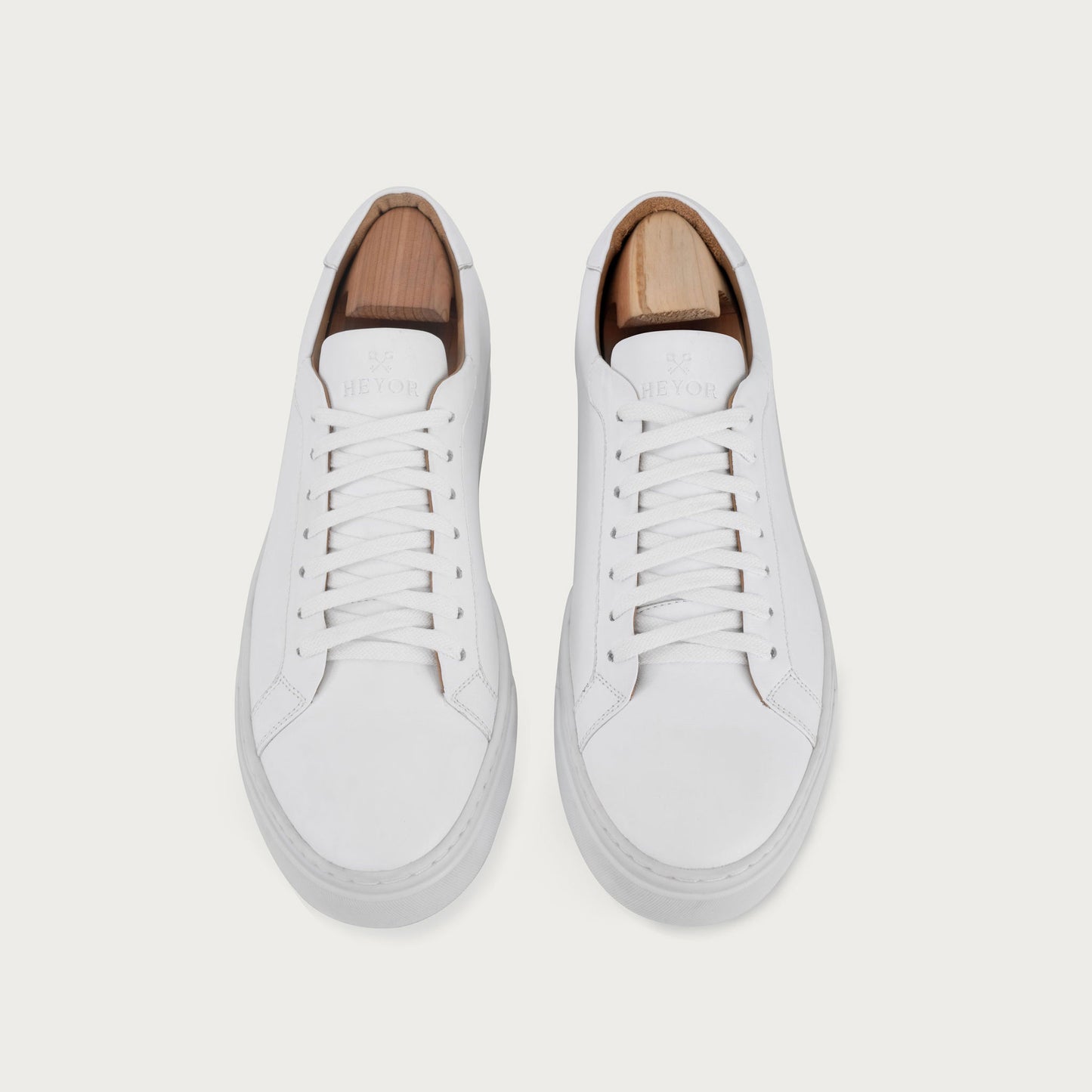 Tenis Common Branco Heyor